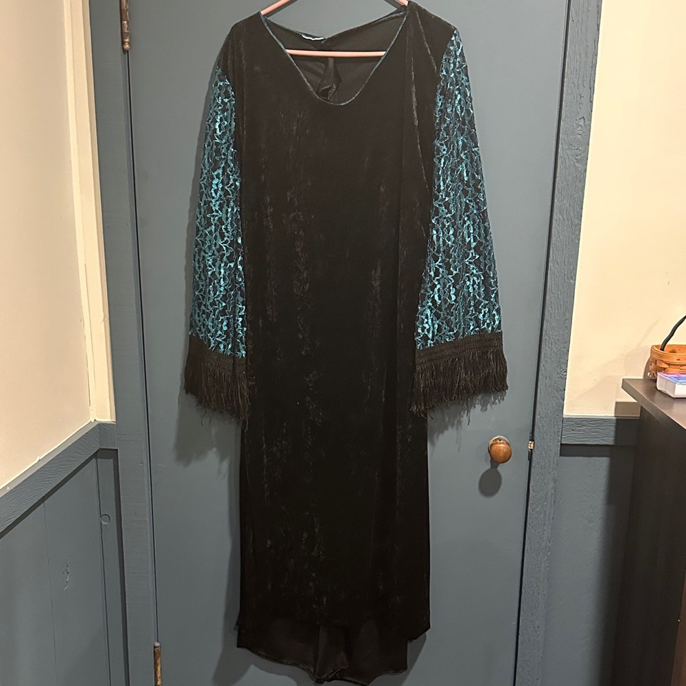 Source Unknown Black Witch Costume Dress w/ Teal Lace Sleeves w/ black fringe.
